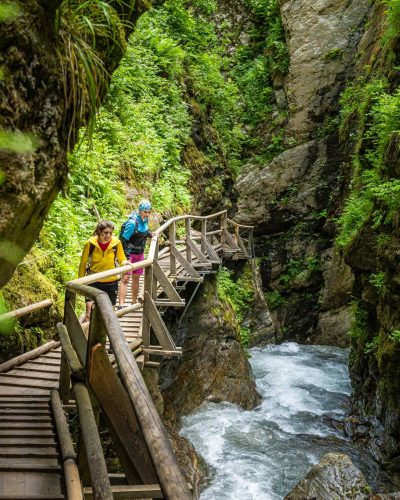 Raggaschlucht Kärnten - wandern entlang des tosenden Wasserfalls! Ein Erlebnis für die ganze Familie!